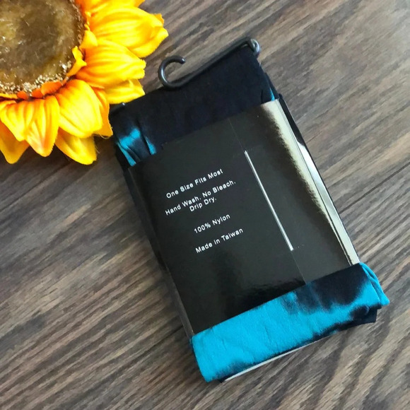 🌻5/$25🌻Lovely Day Lingerie Tye Dye Leggings - Picture 4 of 5